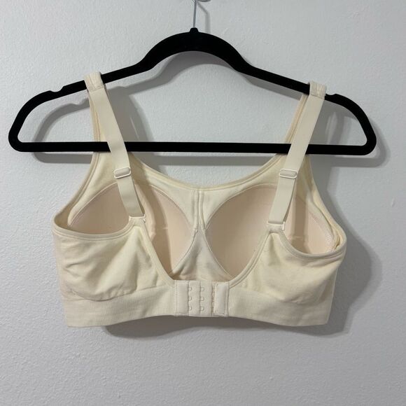 Truekind Daily Comfort Cream Wireless Shaper Bra Med T-shirt Supportive - Picture 5 of 9